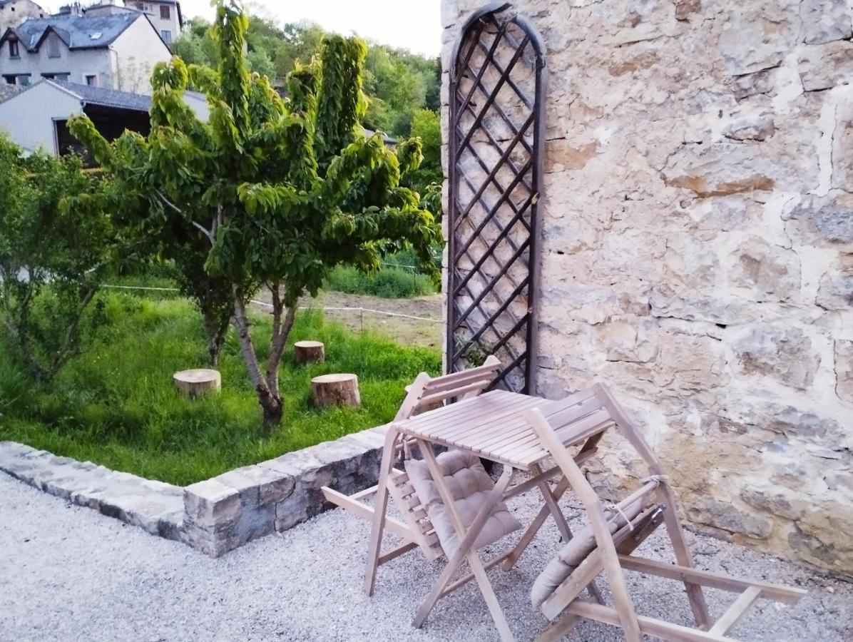 Chambres D'Hotes Le Moulin D'Auxillac La Canourgue Room photo