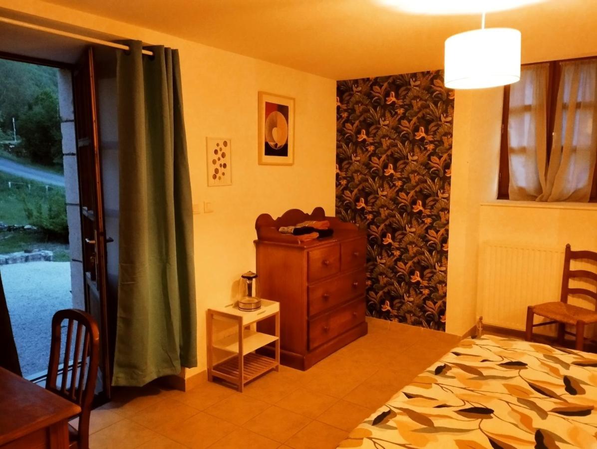 Chambres D'Hotes Le Moulin D'Auxillac La Canourgue Room photo